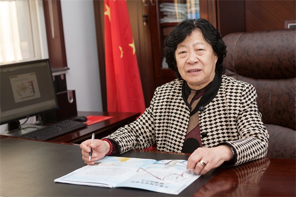 华诚能源马总工作照.jpg