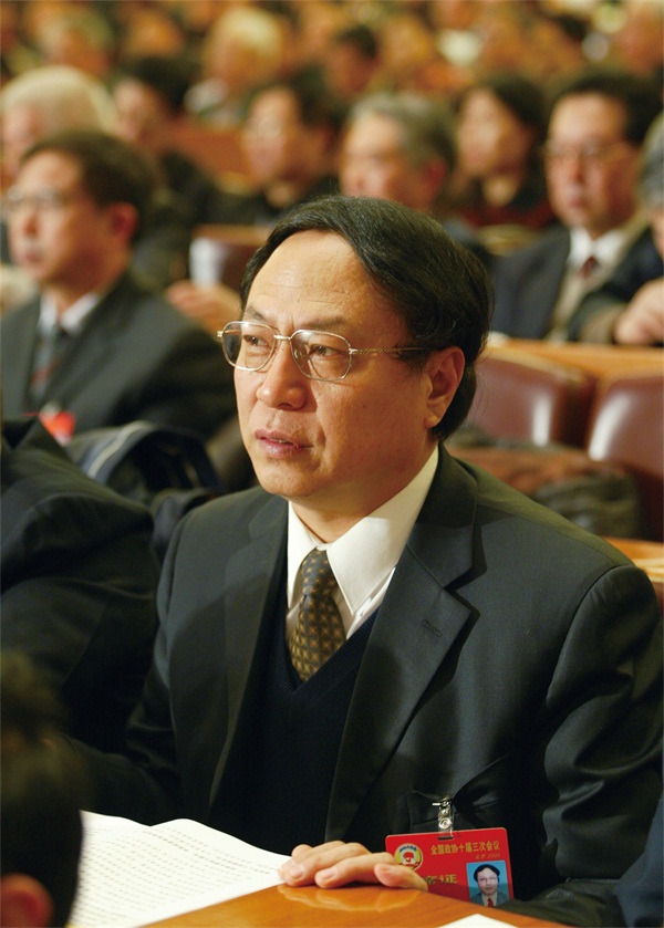 石家庄以岭药业股份有限公司董事长吴以岭 (2).jpg